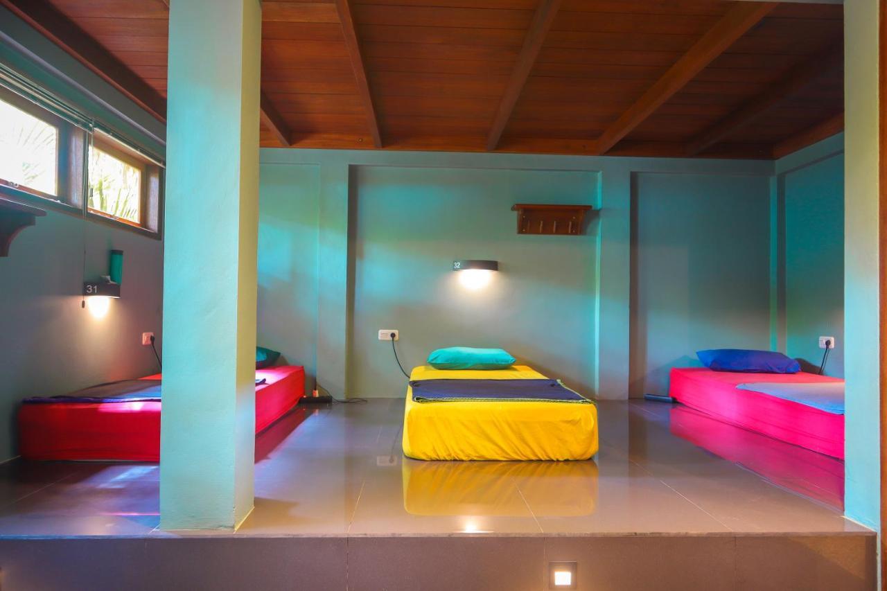 Kuta  Pipes Hostel מראה חיצוני תמונה