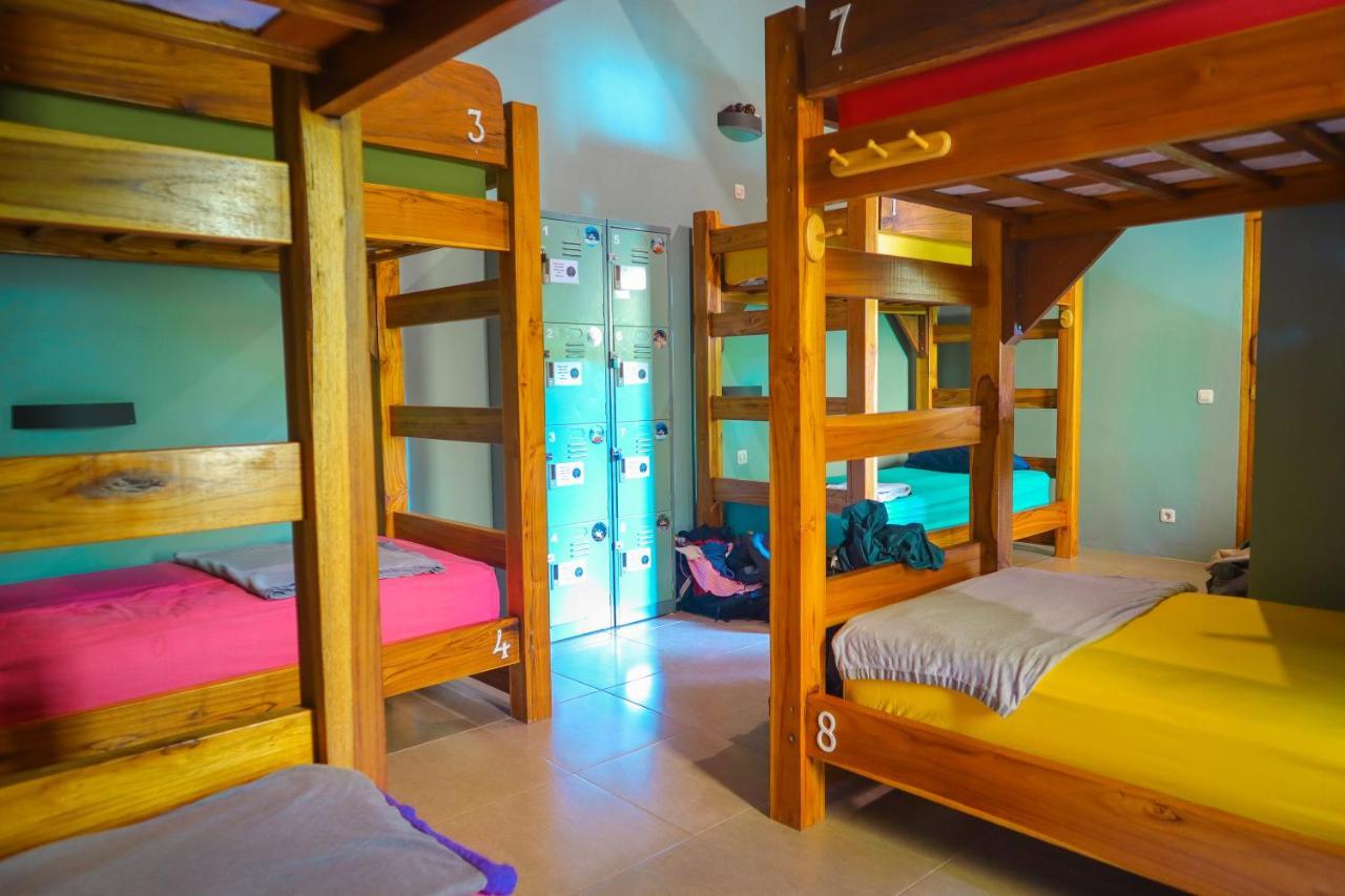 Kuta  Pipes Hostel מראה חיצוני תמונה